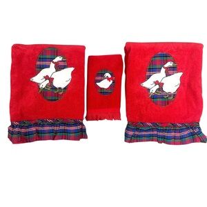 VTG Jillian Rose Goose Bath Towel Set Red Plaid Trim 80s 90s Cottagecore Holiday
